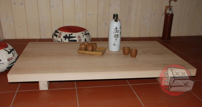 Stolek Soko